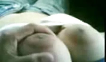 દંપતી Fucks જાહેર Solarium કેમેરાની પોર્ન વિના વાયરસ 2