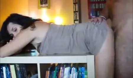 અતીશય જહાજની નાની હોડી porn કામોત્તેજક છોકરી પર કેમેરા
