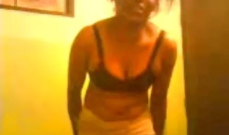 નાના જુઓ ગ્રુપ porn Buns (1978)