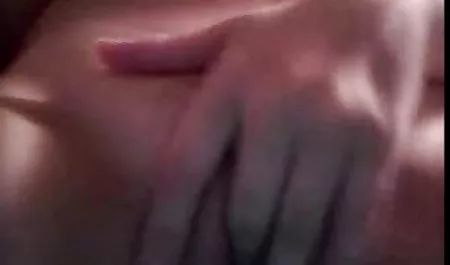 અપરિપક્વ સુંદર છોકરી મફત પોર્ન વિડિયો મોટા Fucks