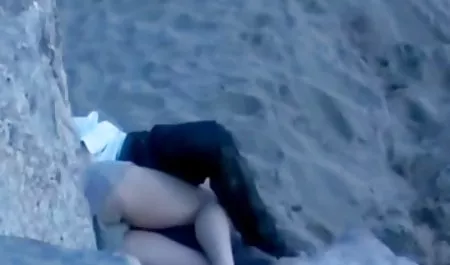 માથાભારે બ્રિટિશ જોવા માંગો છો porn બાળક Kayla લુઇસ ઉત્તેજિત અને અસ્વસ્થ!